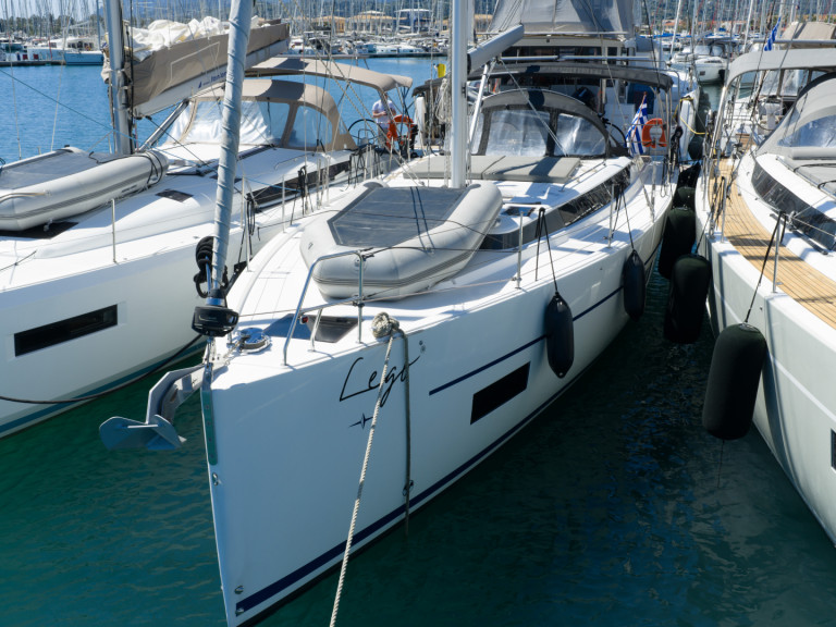 Hire Sailboat with or without skipper Bavaria Lefkáda