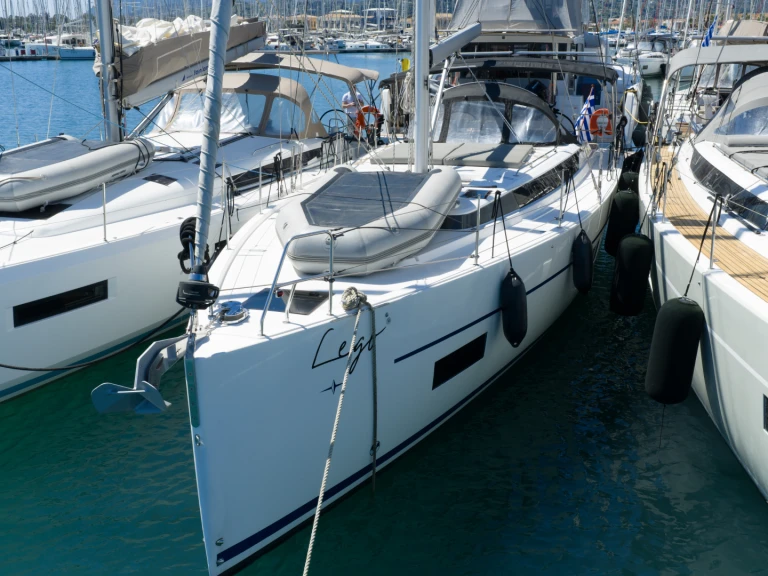 Hire Sailboat with or without skipper Bavaria Lefkáda