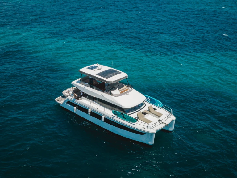 Hire Motorboat with or without skipper Fountaine Pajot Zakynthos