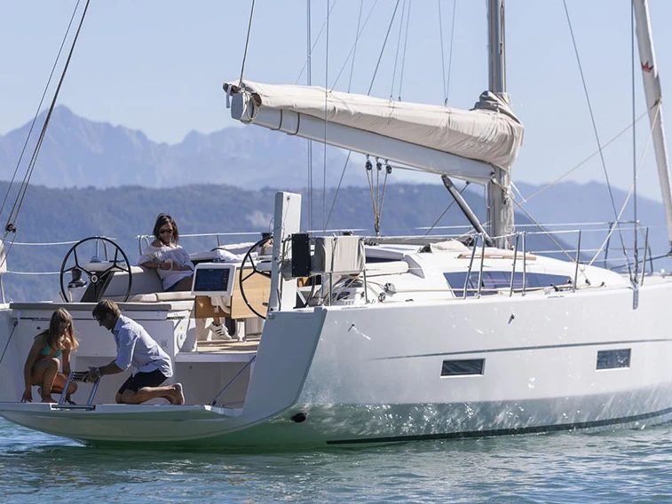 Hire Sailboat Dufour with a boat licence
