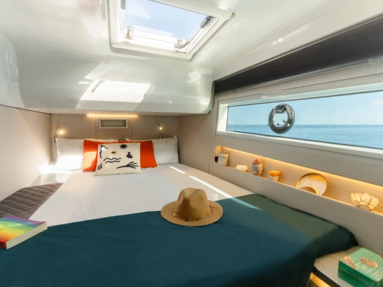 Catamaran hire in La Forêt-Fouesnant - YOT 41