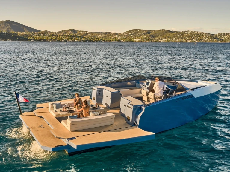 Yacht hire Cannes cheap 42 S