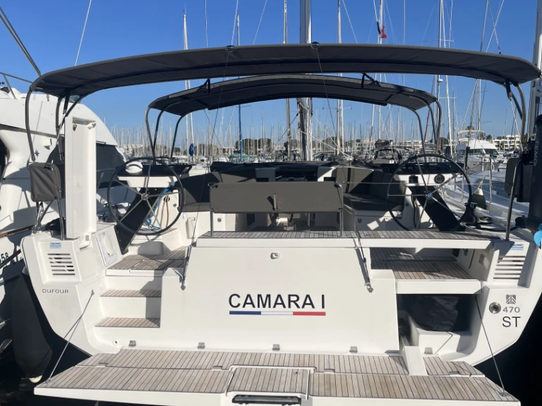 Charter a Dufour Dufour 470 in Port-Camargue on Samboat