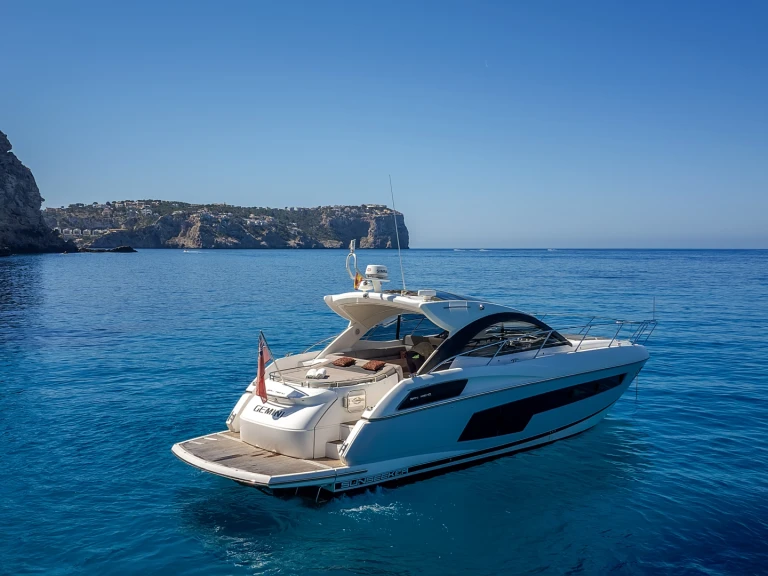 Hire Motorboat with or without skipper Sunseeker Vilamoura