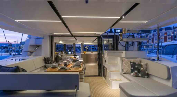Hire Catamaran Leopard Catamarans / Robertson & Caine with a boat licence