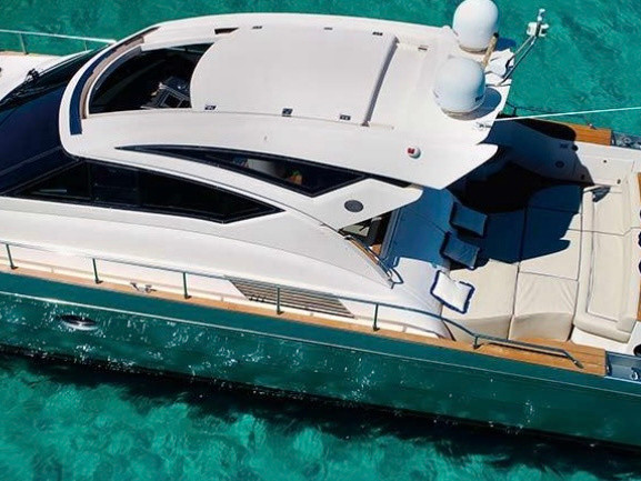 Yacht hire Salerno cheap Cayman 55 WA