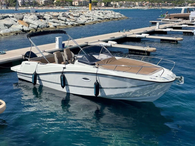 Yacht charter Marina (City) - Quicksilver Activ 755 Sundeck on SamBoat