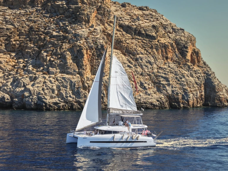 Hire Catamaran Nautitech with a boat licence