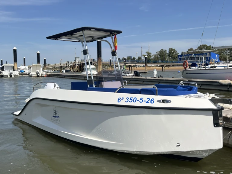 Yacht hire Real Club Marítimo de Huelva cheap Bey 18