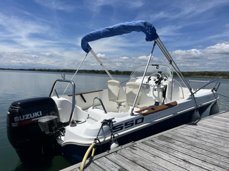 Charter a Bénéteau Flyer 550 Open in Port Leucate on Samboat