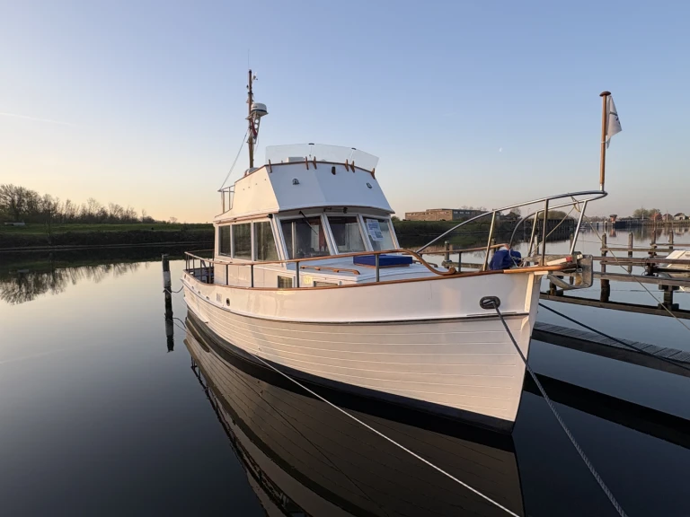 Grand Banks Grand Banks 32 charter bareboat or skippered in  Gemeente Veere