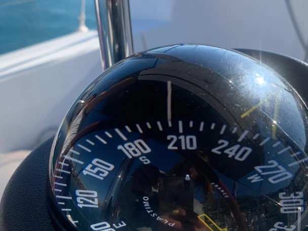 Sailboat to hire Monaco-Ville at the best price
