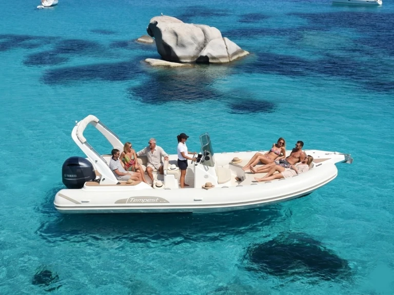 Yacht hire Palau cheap Tempest 770