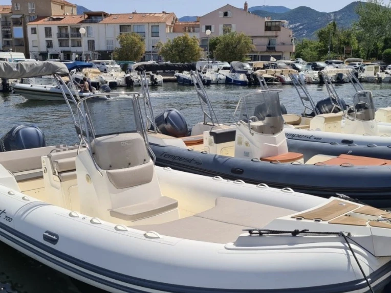 Hire RIB with or without skipper Capelli France