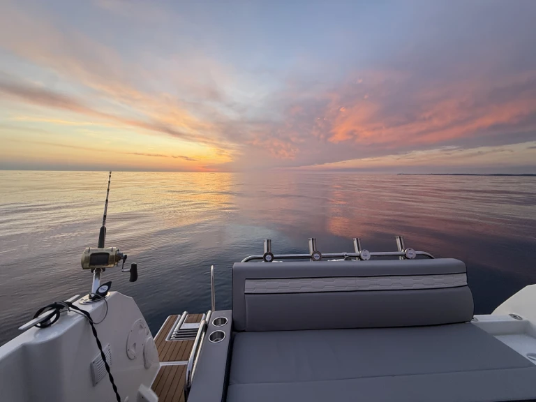 Jeanneau Merry Fisher 895 Cruiser charter bareboat or skippered in  Medulin
