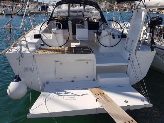Hire Sailboat Dufour with a boat licence