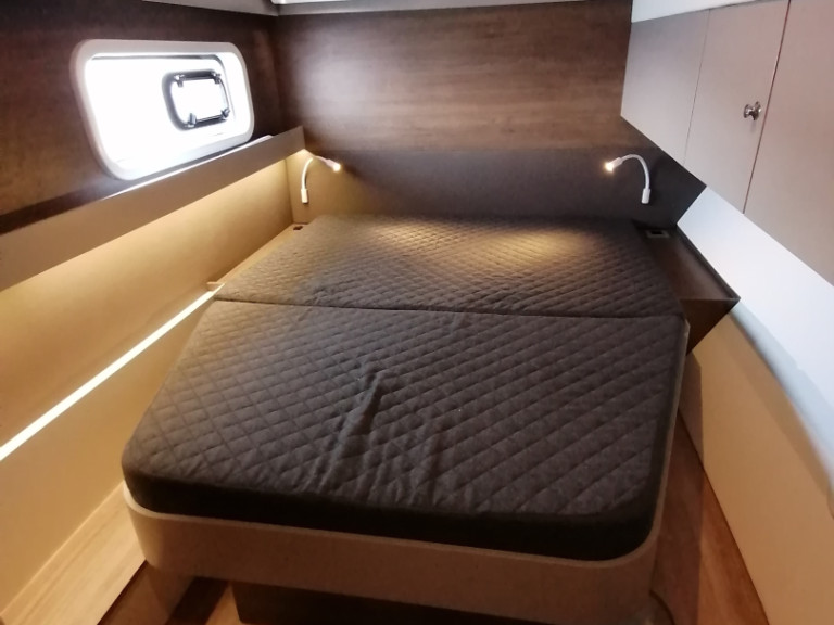 Hire a Bali Bali Catspace Voile Lefkáda
