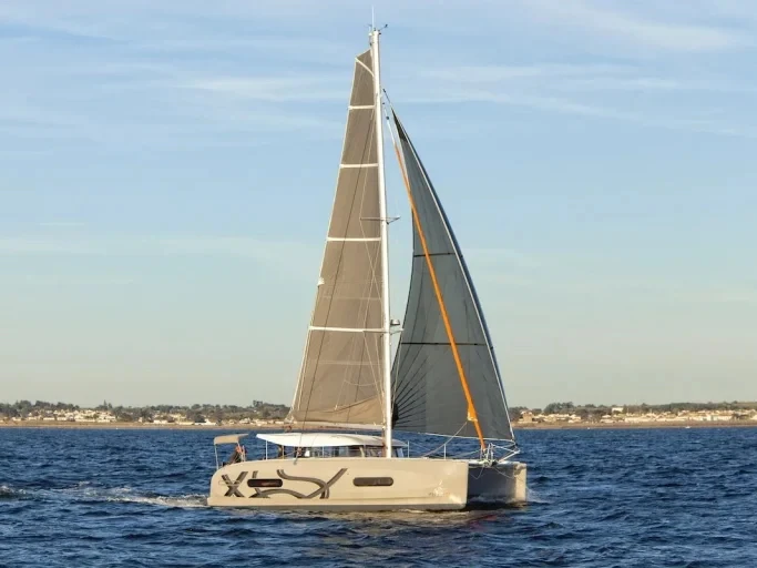 Catamaran to hire Annapolis at the best price