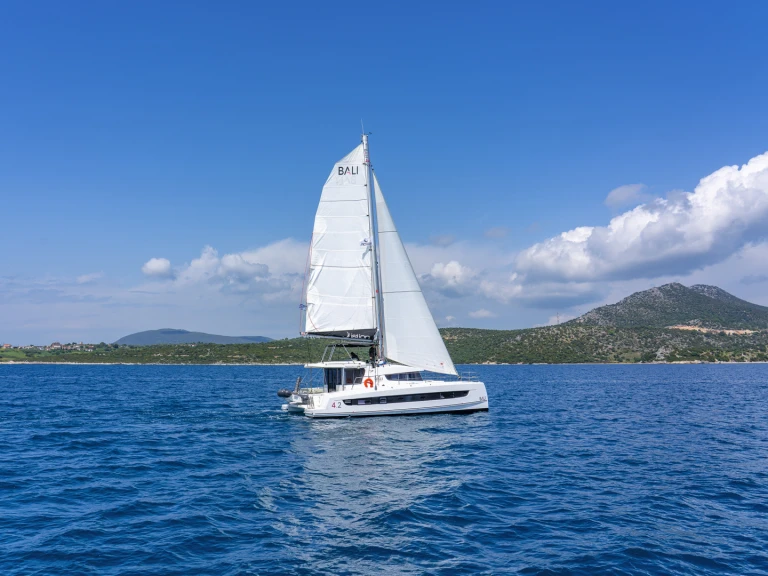 Hire Catamaran Bali with a boat licence