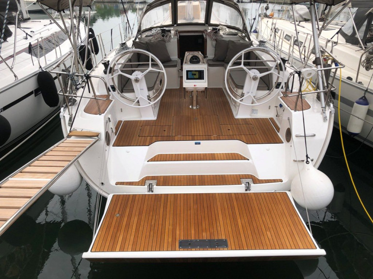 Hire Sailboat with or without skipper Bavaria Kos