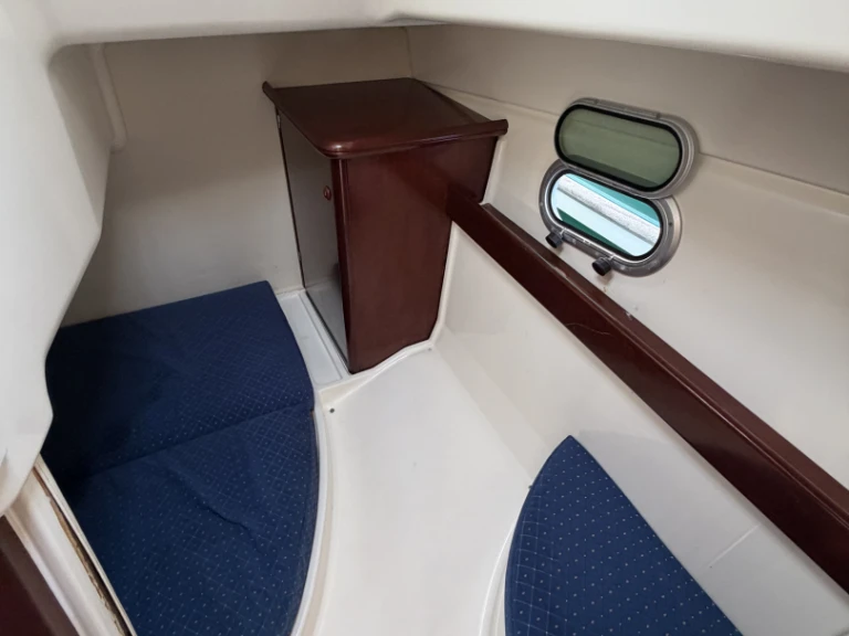 Motorboat to hire Saint-Raphaël at the best price