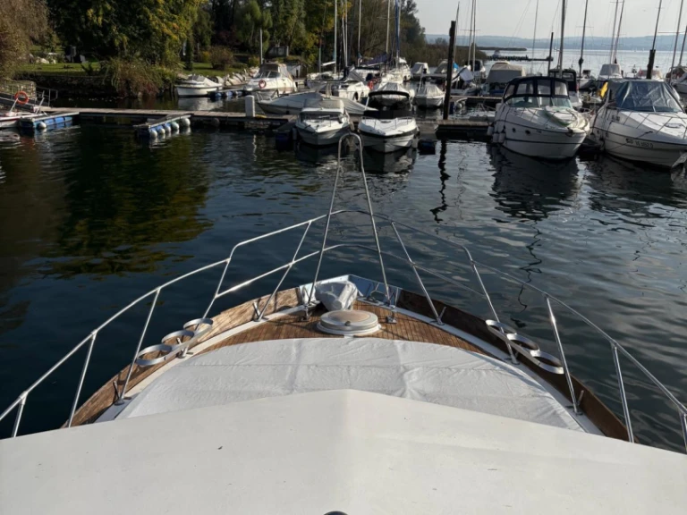 Yacht hire Angera cheap Martinica 42 