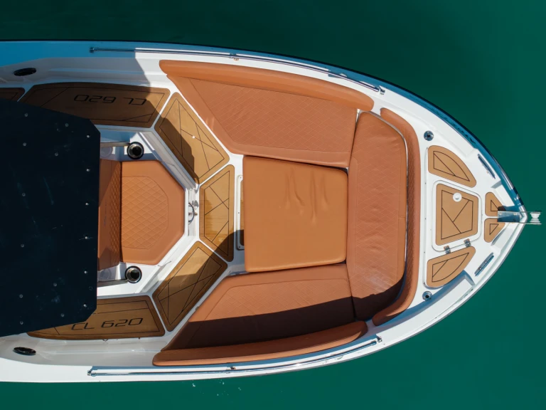 Hire a Nireus CL 620 Zakynthos