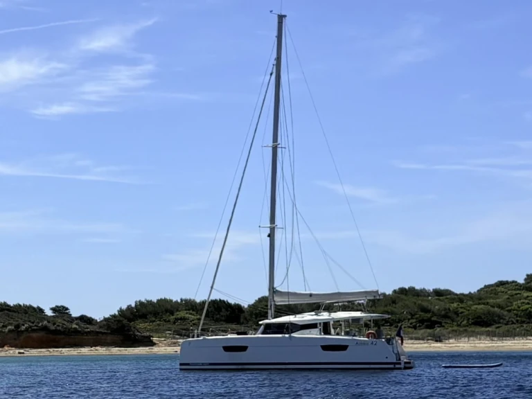 Charter a Fountaine Pajot Astrea 42 in Porquerolles on Samboat