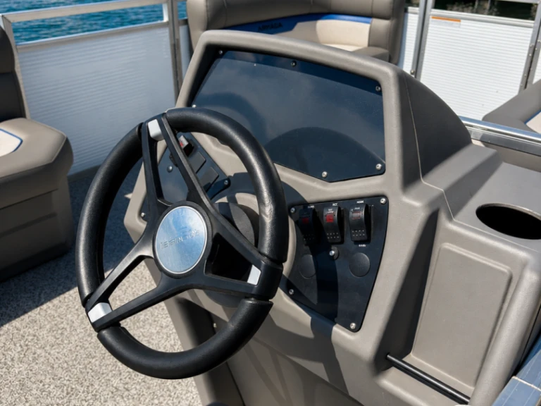 Yacht hire Aix-les-Bains cheap Zen 167