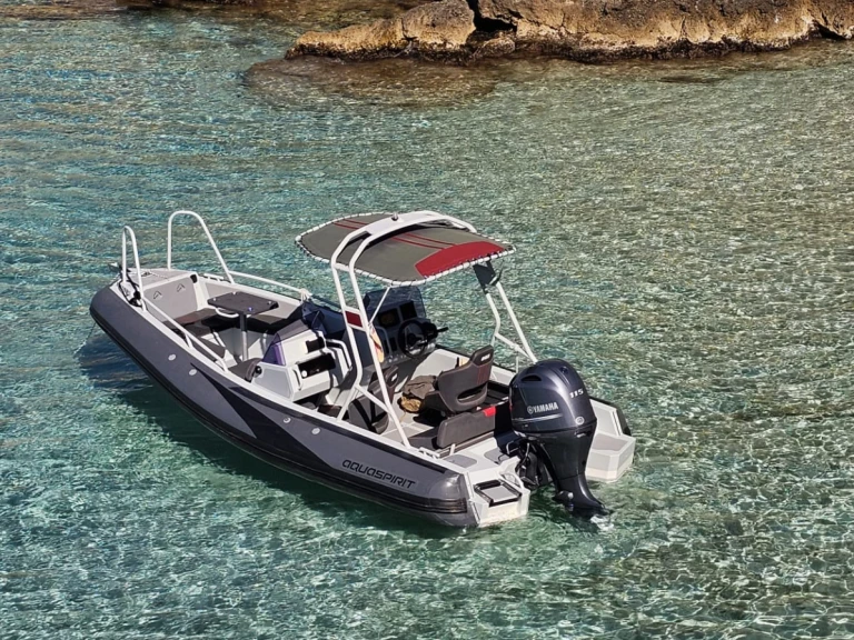 Yacht charter Sant Antoni de Portmany - Aqua Spirit 585DC on SamBoat