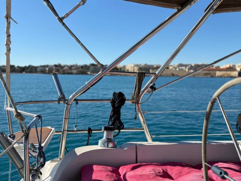 Hire Sailboat with or without skipper Hunter Saint-Laurent-du-Var