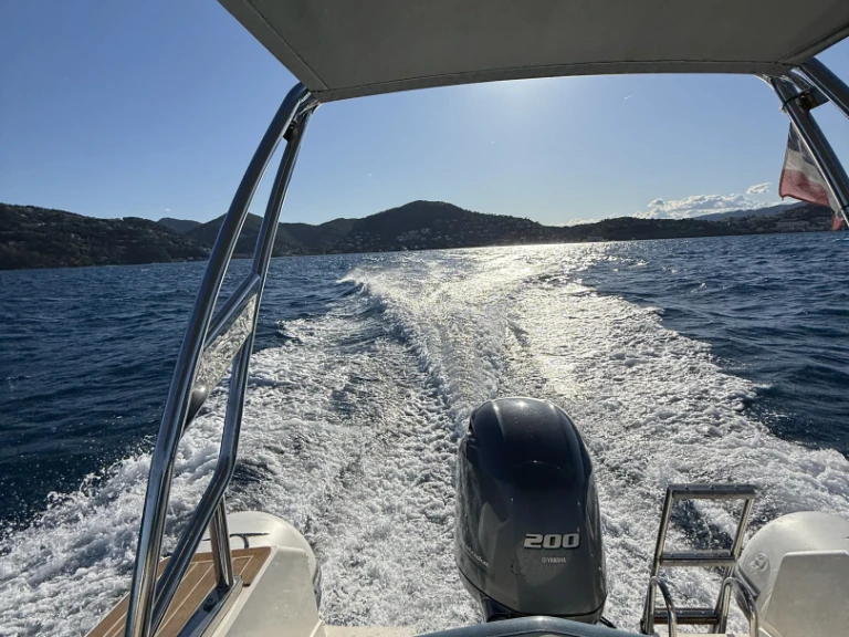 Capelli Capelli 700 Sun charter bareboat or skippered in  Cannes