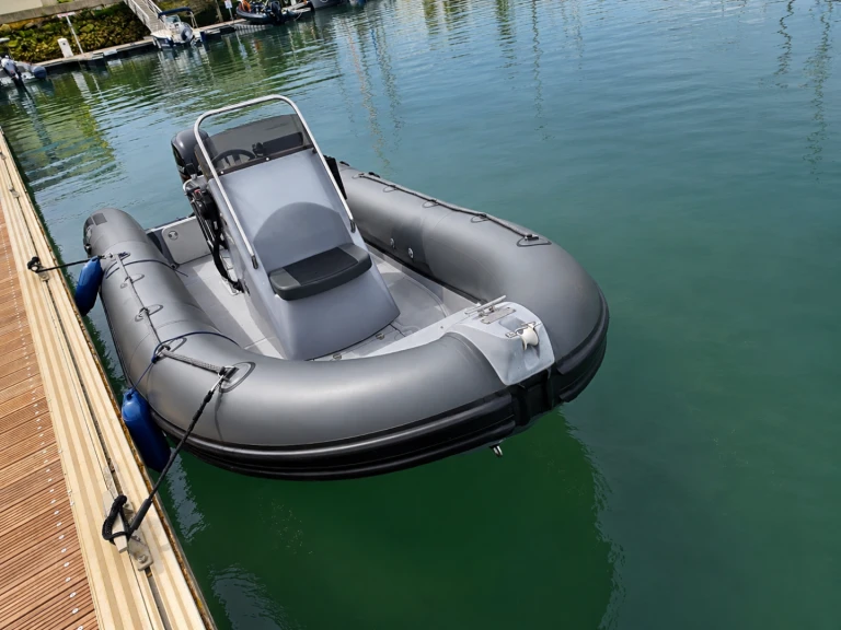 Yacht hire Royan cheap Falcon 650