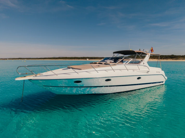 Charter a Cranchi Smeraldo 37 in s'Estanyol de Migjorn on Samboat
