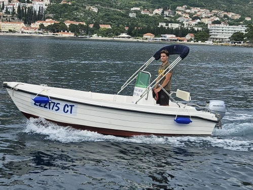 Yacht charter Cavtat - Reful marine Reful 490 open on SamBoat
