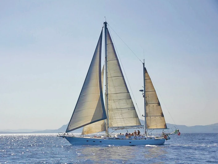 Charter a  Ketch 65 in Procida on Samboat