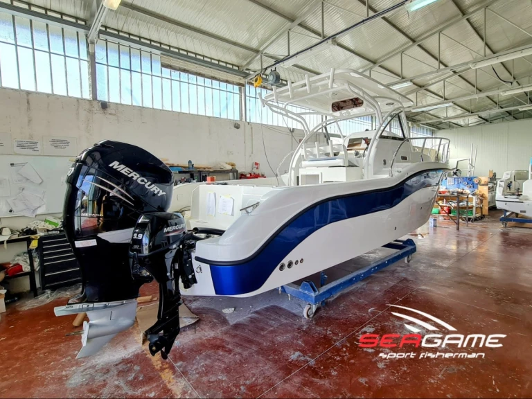 Yacht hire Capri cheap Seagame 270 sport