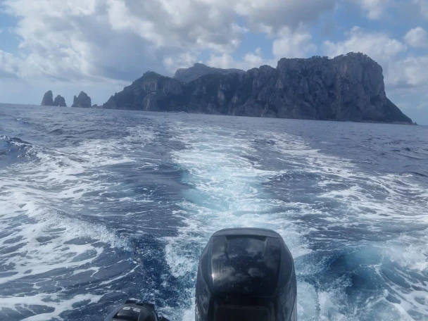 Motorboat hire in Capri - SEAGAME Seagame 270 sport
