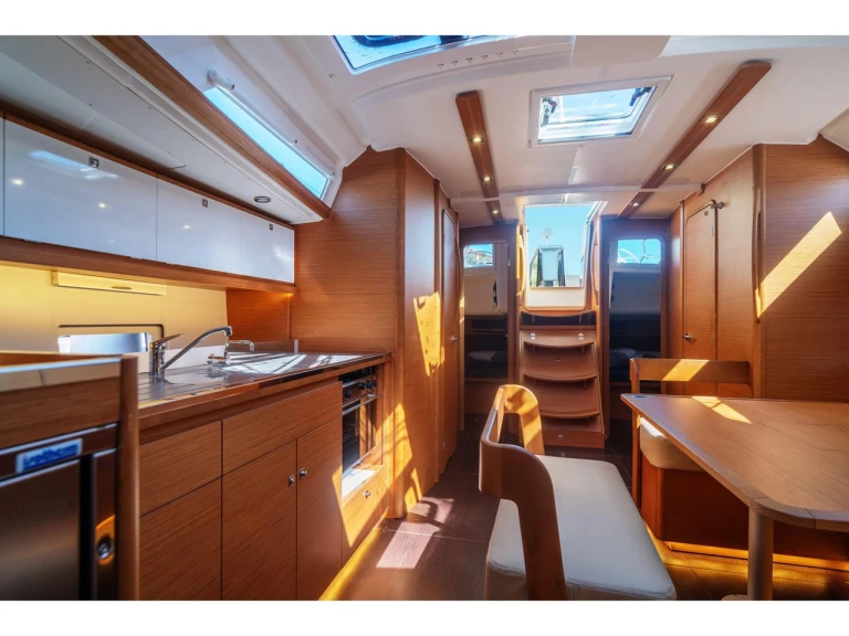 Yacht hire Cagliari cheap Dufour 430 Grand Large