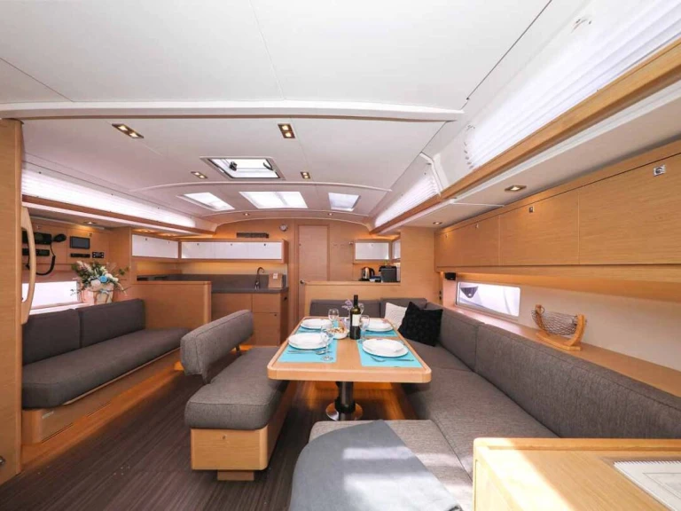 Hire a Dufour Dufour 470 Cagliari