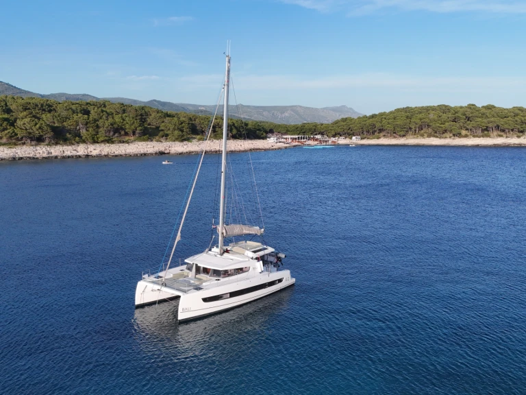 Charter a Bali Bali 4.2 in Fethiye on Samboat