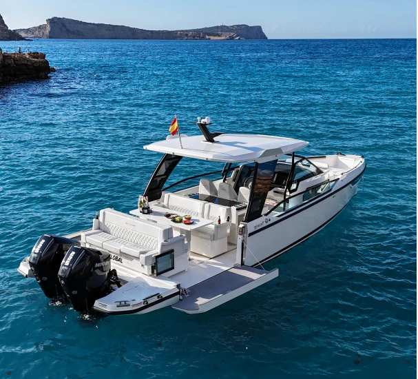 Yacht charter Sant Antoni de Portmany - Saxdor Saxdor 320 GTO on SamBoat