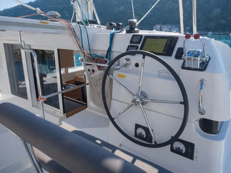 Catamaran to hire Antibes at the best price
