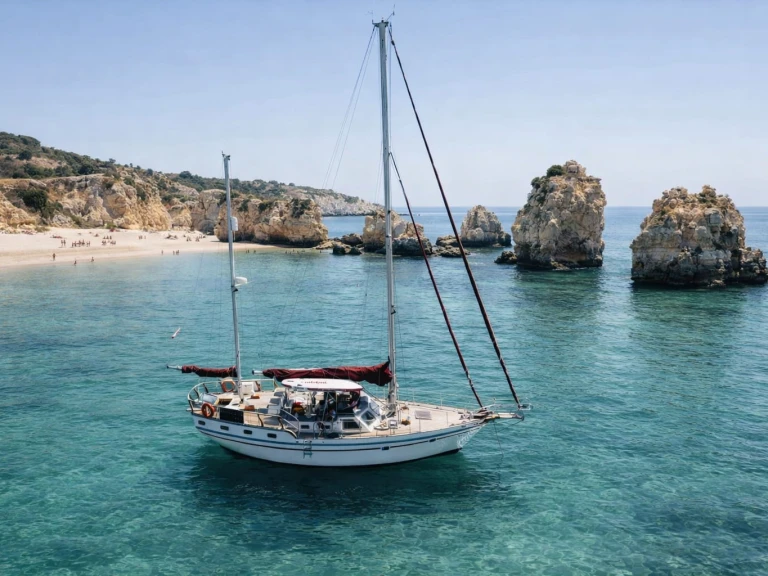 Hire Sailboat with or without skipper endurance Portimão