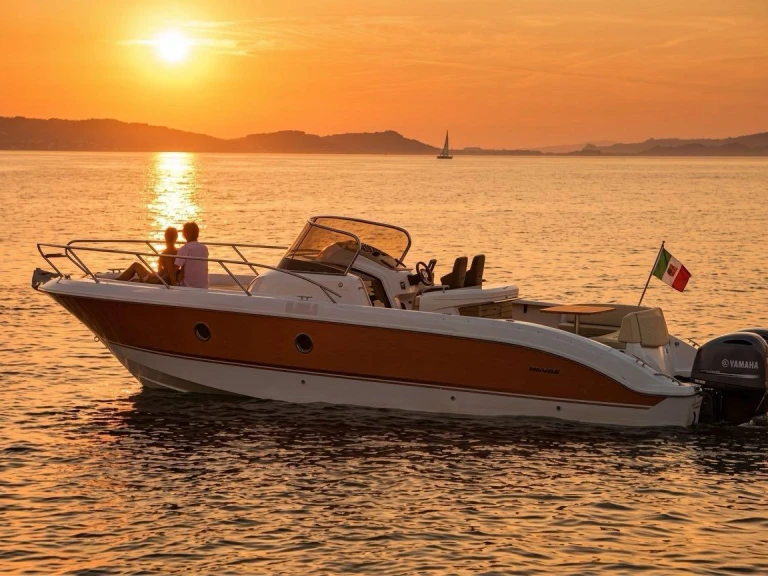 Motorboat to hire Poltu Quatu at the best price