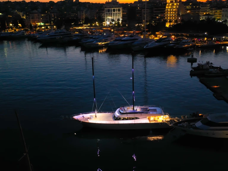 Sailboat to hire Athens at the best price