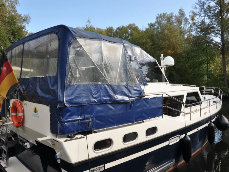 Canal boat hire in Zehdenick - Pedro Solano 38 "Charlotte"