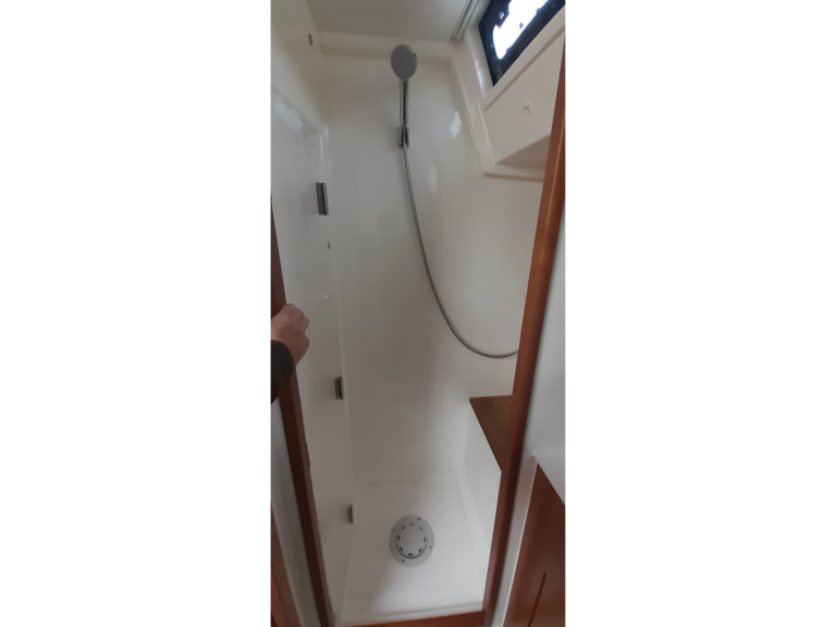 Sailboat hire in Punta Ala - Bavaria Bavaria C45