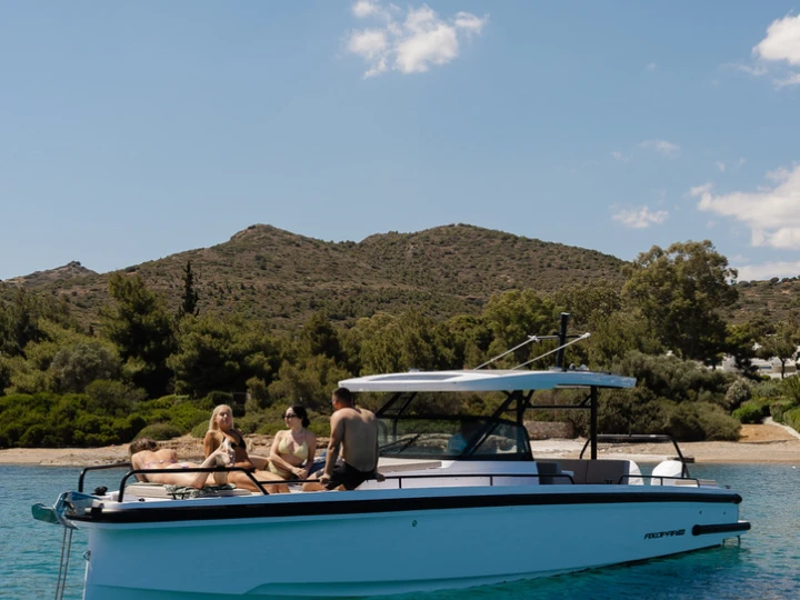 Hire Motorboat with or without skipper Axopar Athens