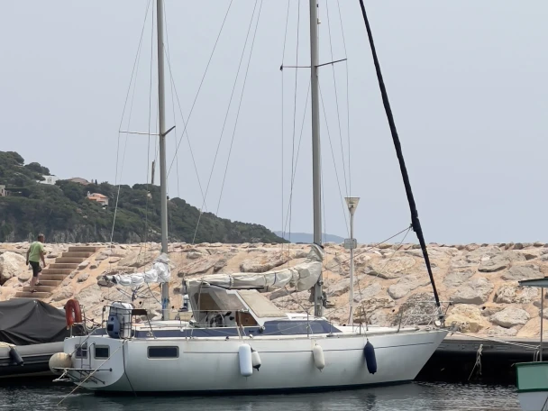 Yacht charter Saint-Mandrier-sur-Mer - Mallard 10 40 on SamBoat